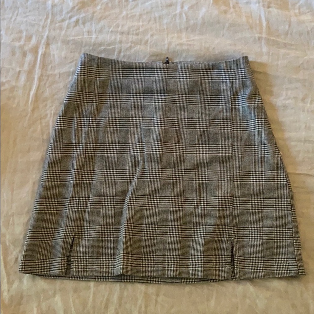 Brandy Melville mini skirt